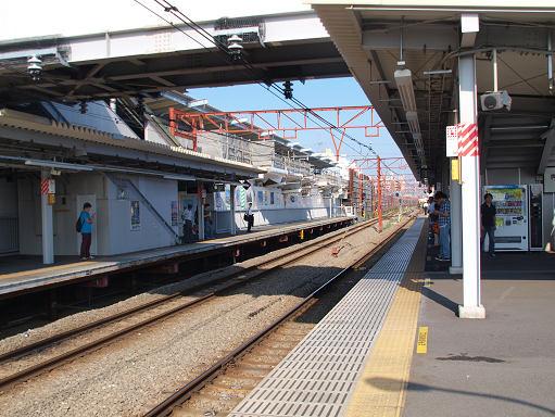 稲城長沼駅