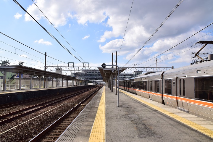 高塚 駅 から 浜松 駅